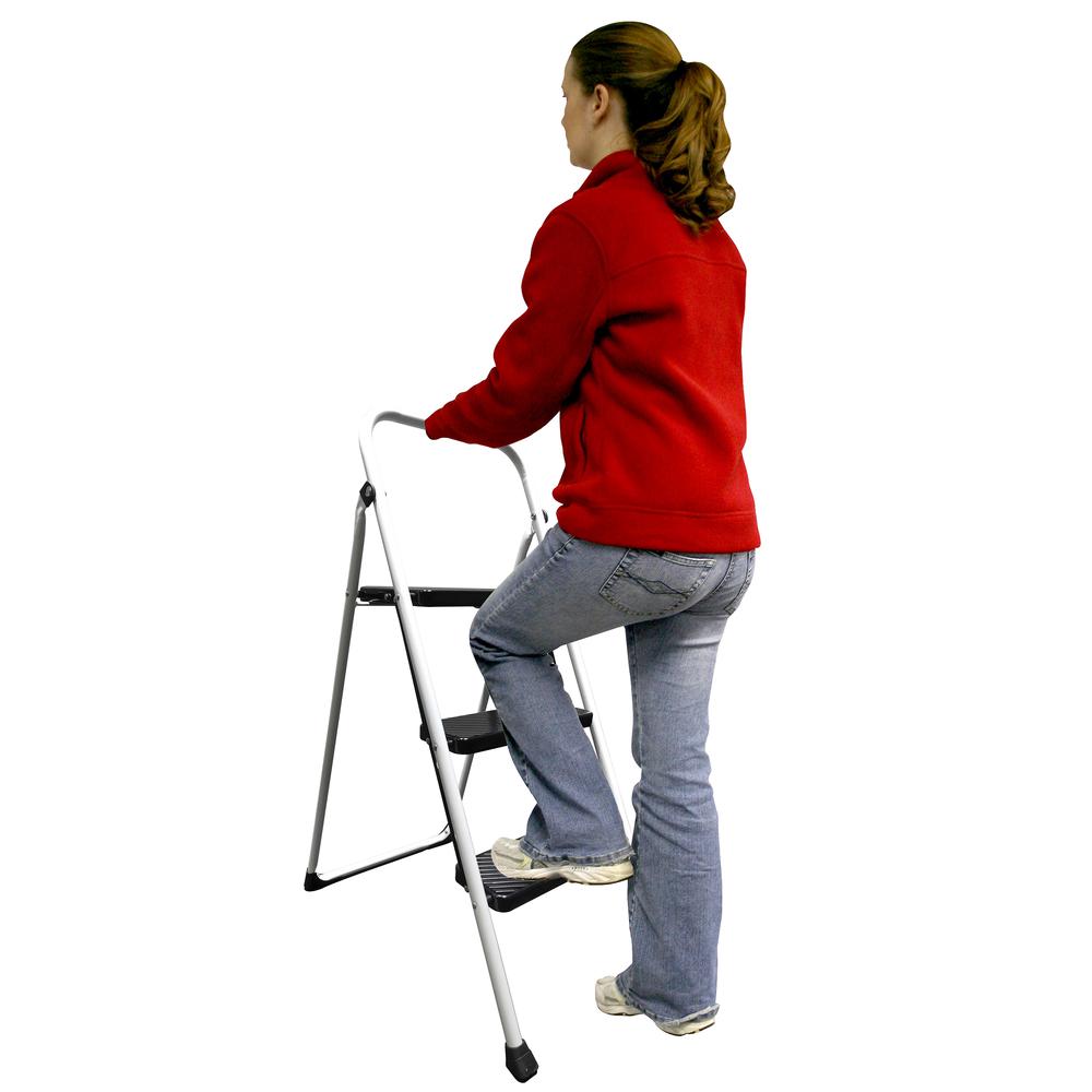 Three Step Folding Utility Step Ladder. Picture 4