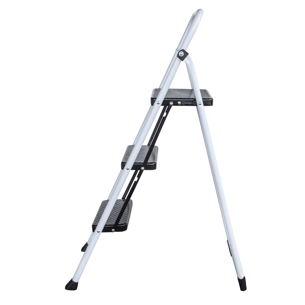 Three Step Folding Utility Step Ladder. Picture 3