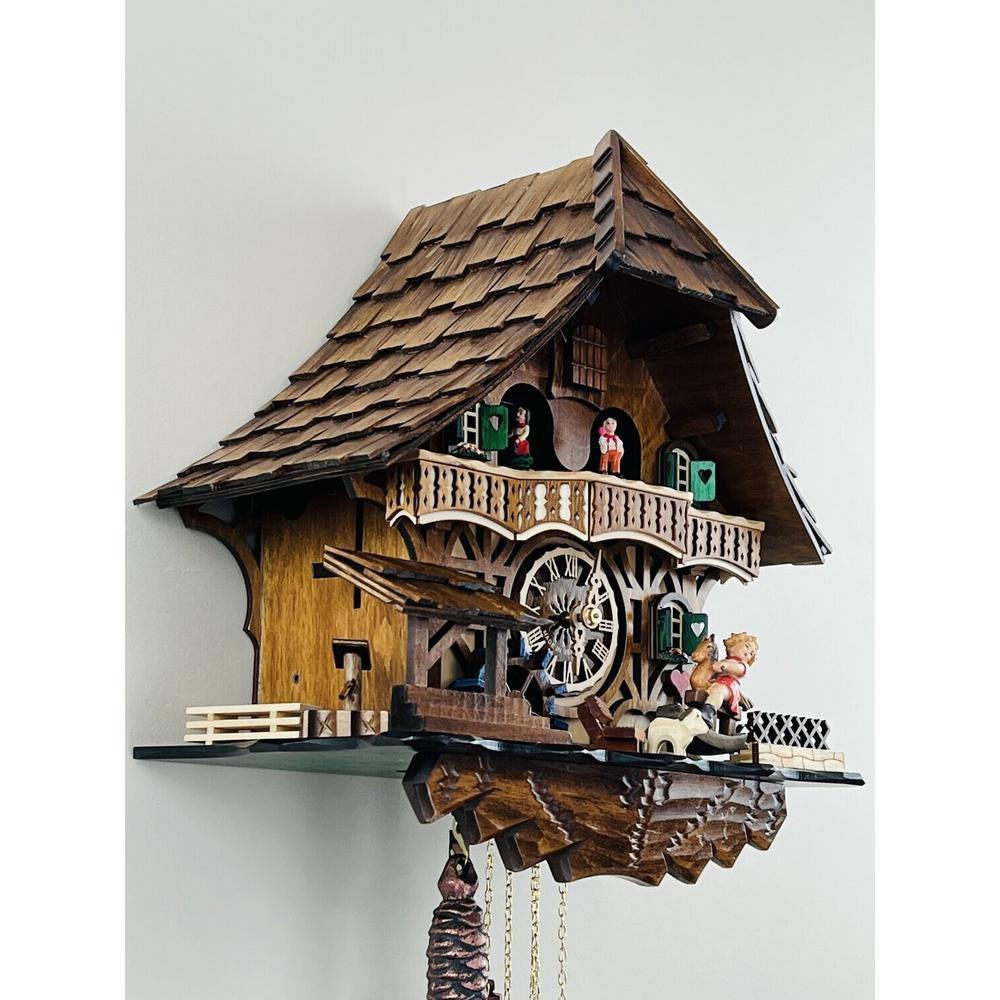 One Day Musical Black Forest Cuckoo Clock with Dancers. Picture 4