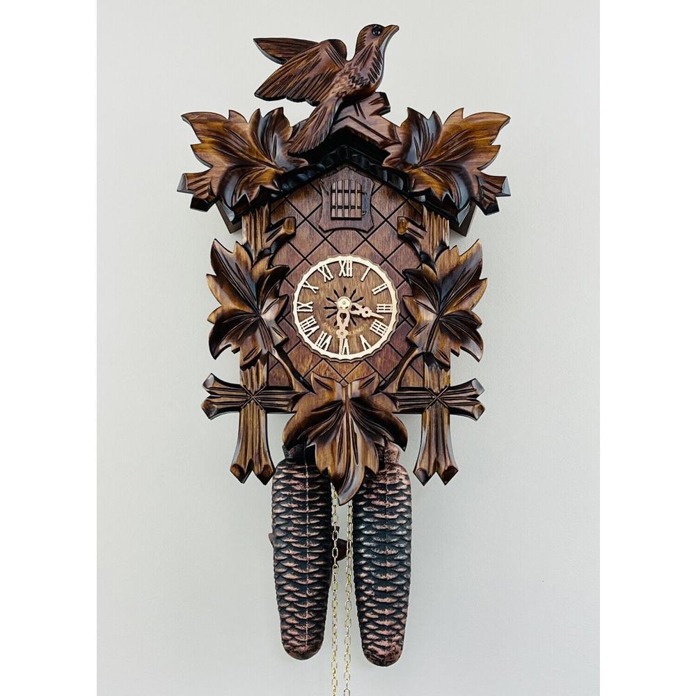 Eight Day Cuckoo Clock with Five Hand-carved Maple Leaves and One Bird. Picture 1