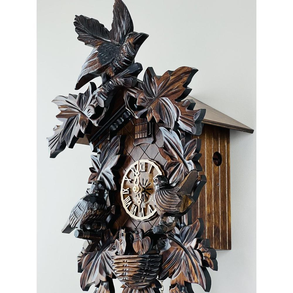 Eight Day Cuckoo Clock with Hand-carved Leaves, Birds, and Bird Nest with Chicks. Picture 2