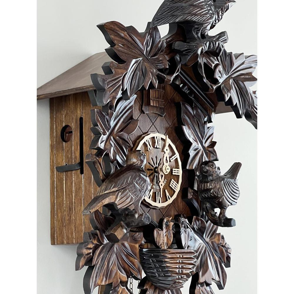 Eight Day Cuckoo Clock with Hand-carved Leaves, Birds, and Bird Nest with Chicks. Picture 4