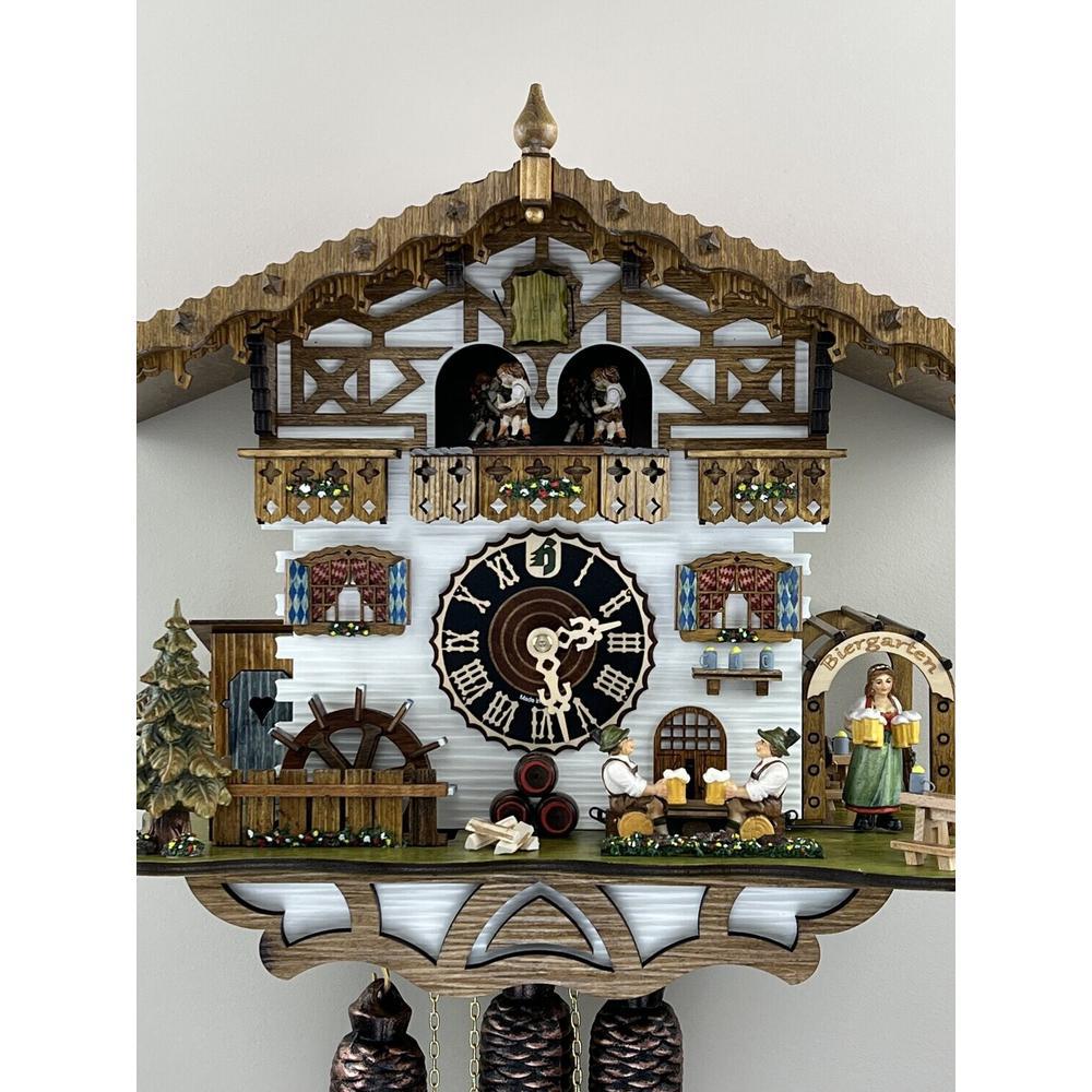 Eight Day Musical Cuckoo Clock. Picture 3