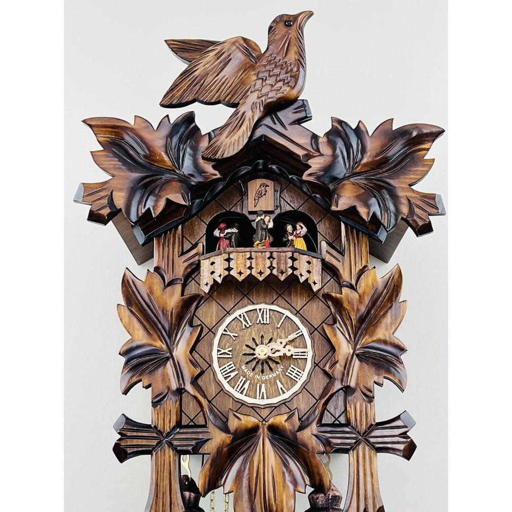 Eight Day Musical Cuckoo Clock with Dancers. Picture 3