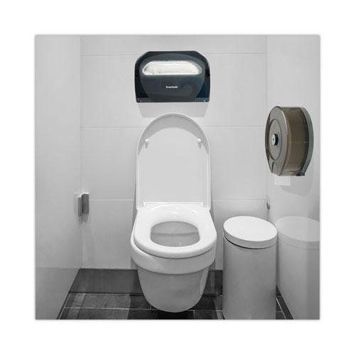 Premium Half-Fold Toilet Seat Covers, 14.17 x 16.73, White, 250 Covers/Sleeve, 4 Sleeves/Carton. Picture 5