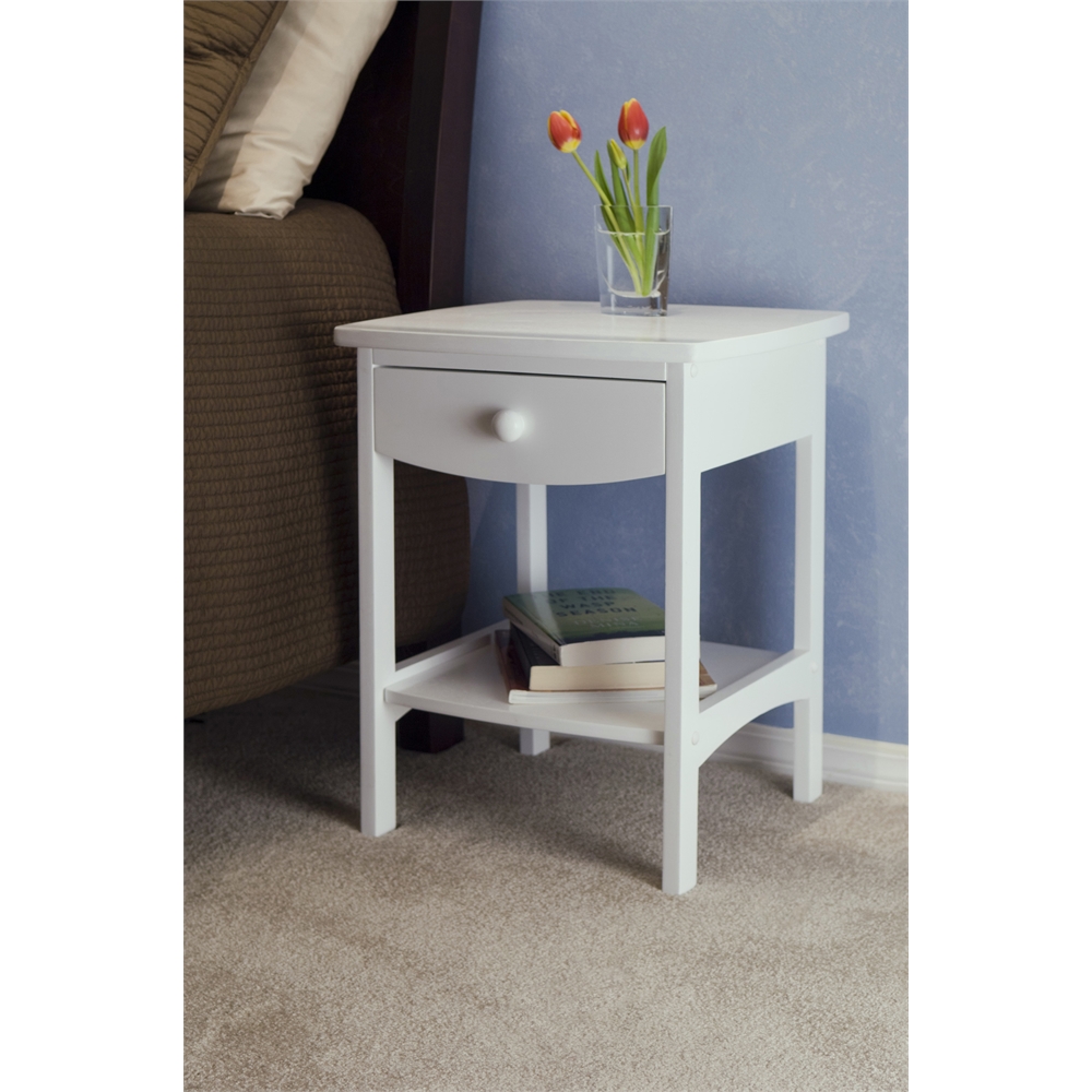 Claire Accent Table White Finish. Picture 2