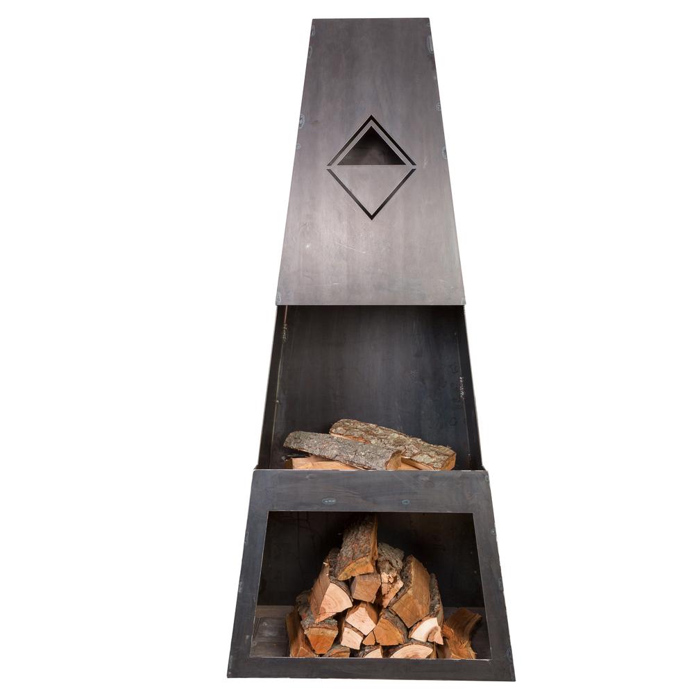 Ember Max Outdoor Fireplace. Picture 1