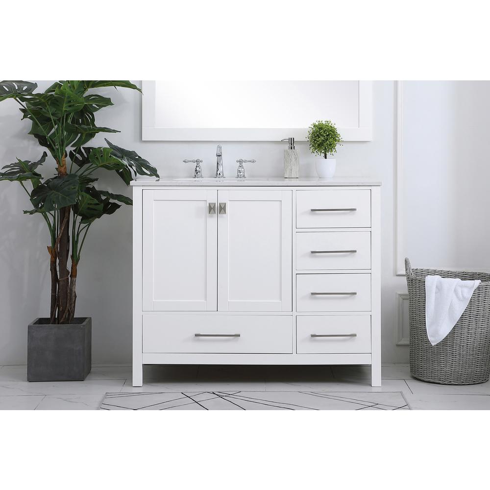 42 Inch Single Bathroom Vanity In White. Picture 14
