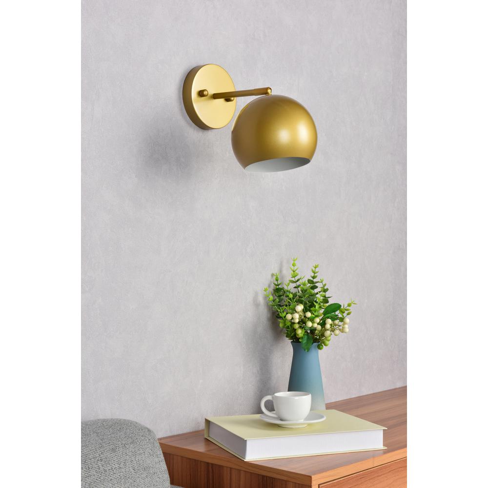 Othello 1 Light Brass Wall Sconce. Picture 7