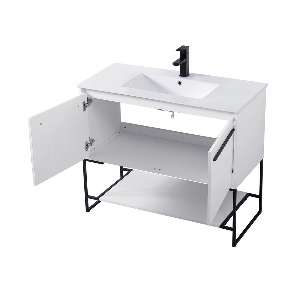 40 Inch  Single Bathroom Vanity In White. Picture 9