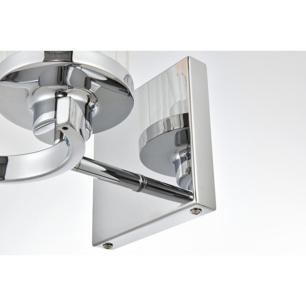 Saanvi 1 Light Chrome And Clear Bath Sconce. Picture 3