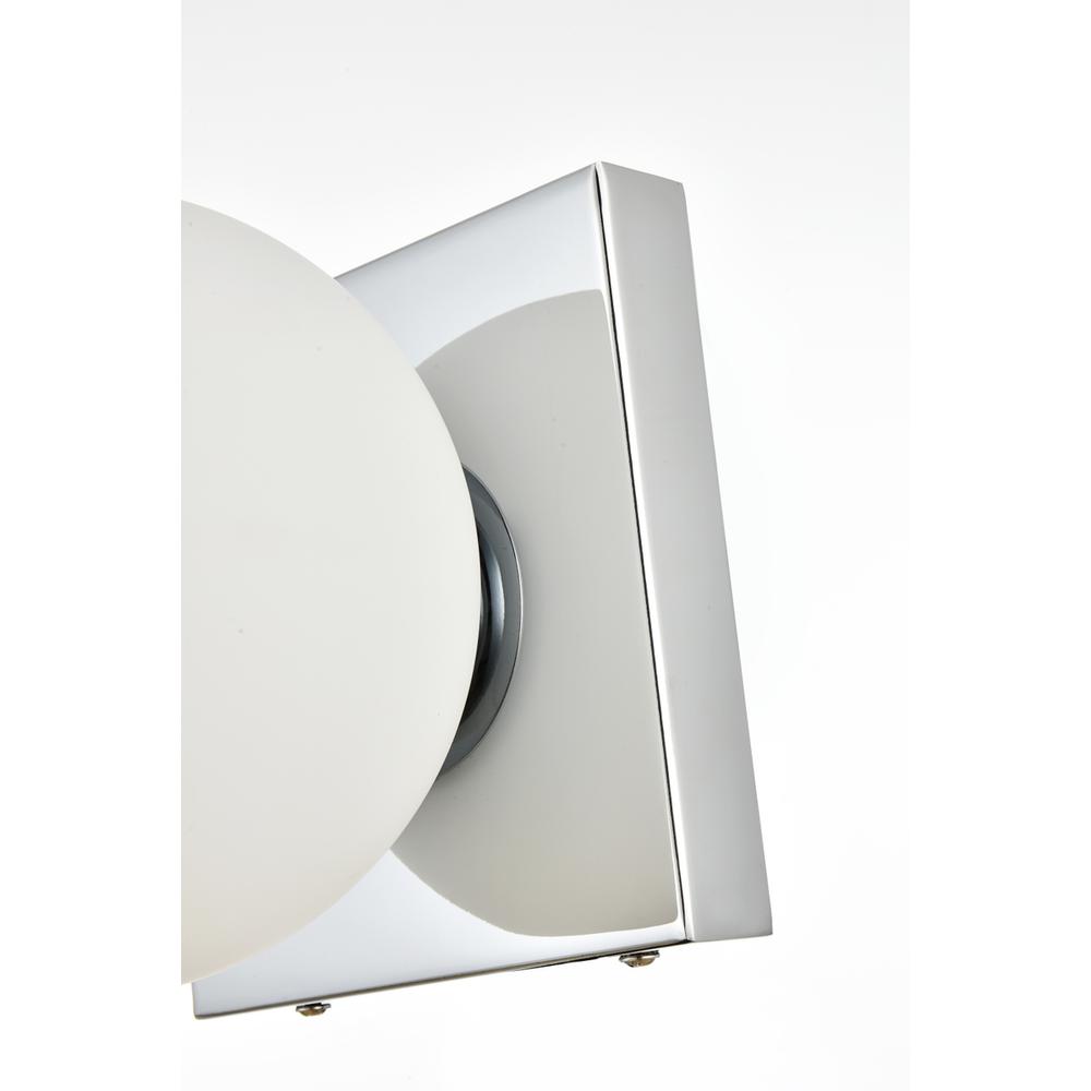 Jaylin 1 Light Chrome And Frosted White Bath Sconce. Picture 4