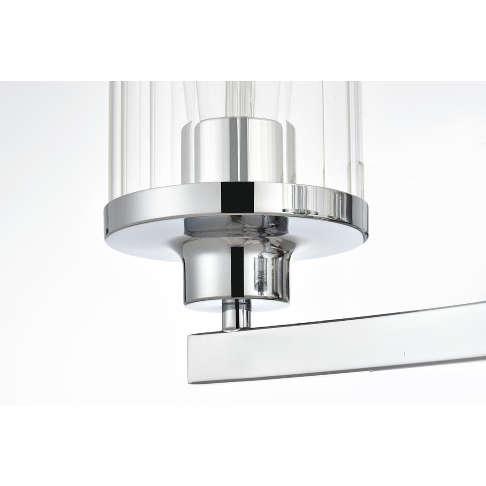 Saanvi 3 Light Chrome And Clear Bath Sconce. Picture 4