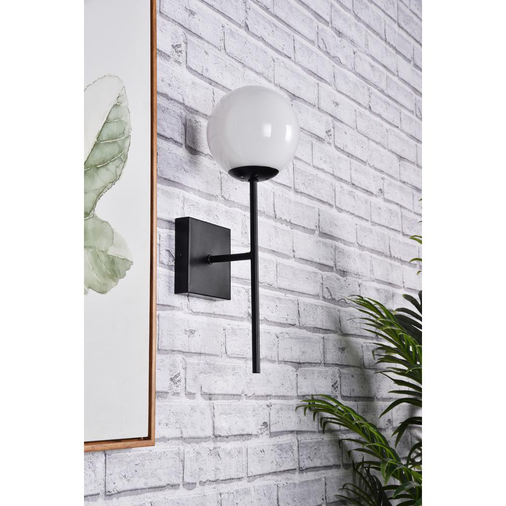 Neri 1 Light Black And White Glass Wall Sconce. Picture 8