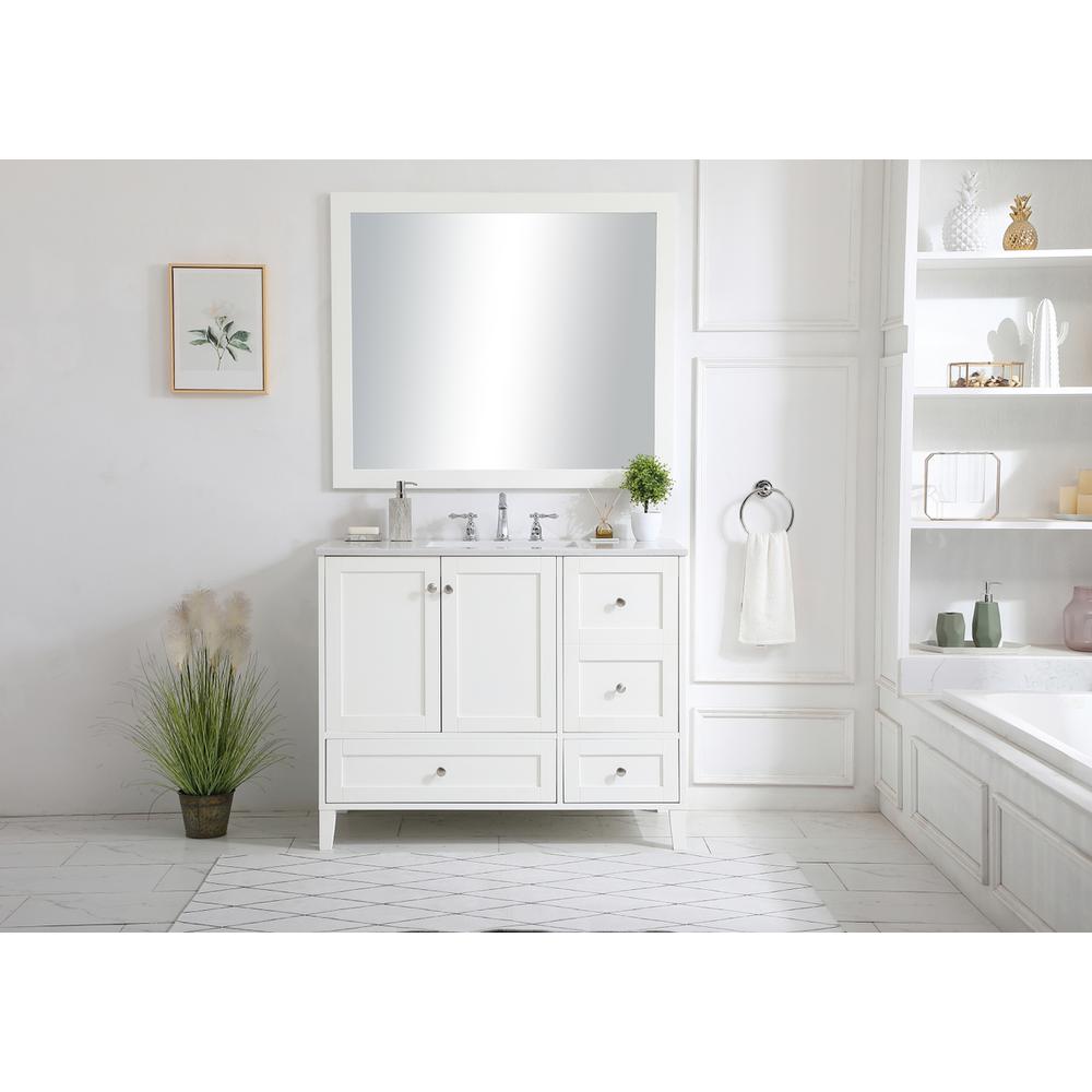 42 Inch Single Bathroom Vanity In White. Picture 6