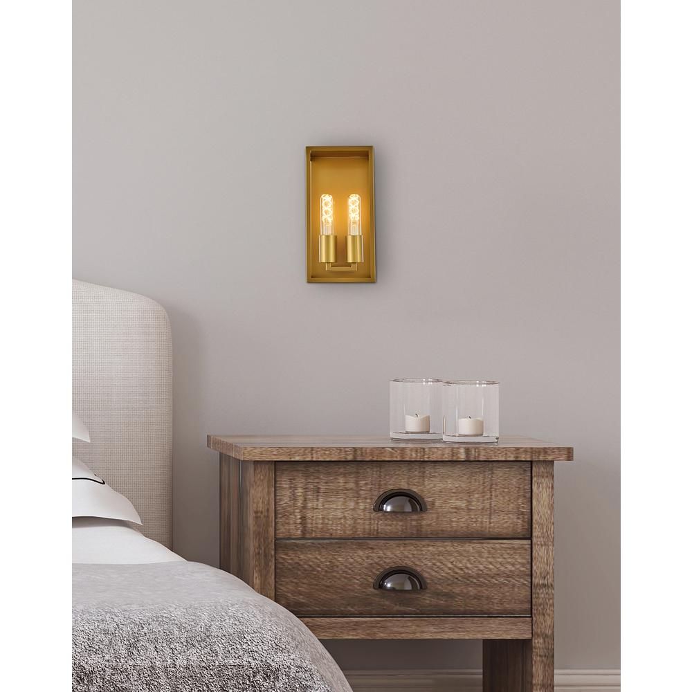 Voir 2 Lights Wall Sconce In Brass. Picture 6