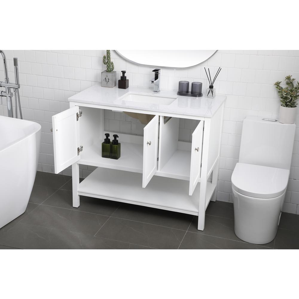 42 Inch Single Bathroom Vanity In White. Picture 3