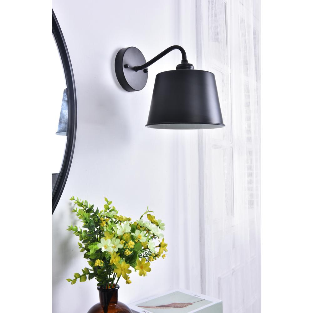 Nota 1 Light Black Wall Sconce. Picture 11