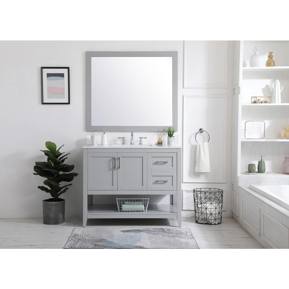 42 Inch Single Bathroom Vanity In Grey With Backsplash. Picture 7