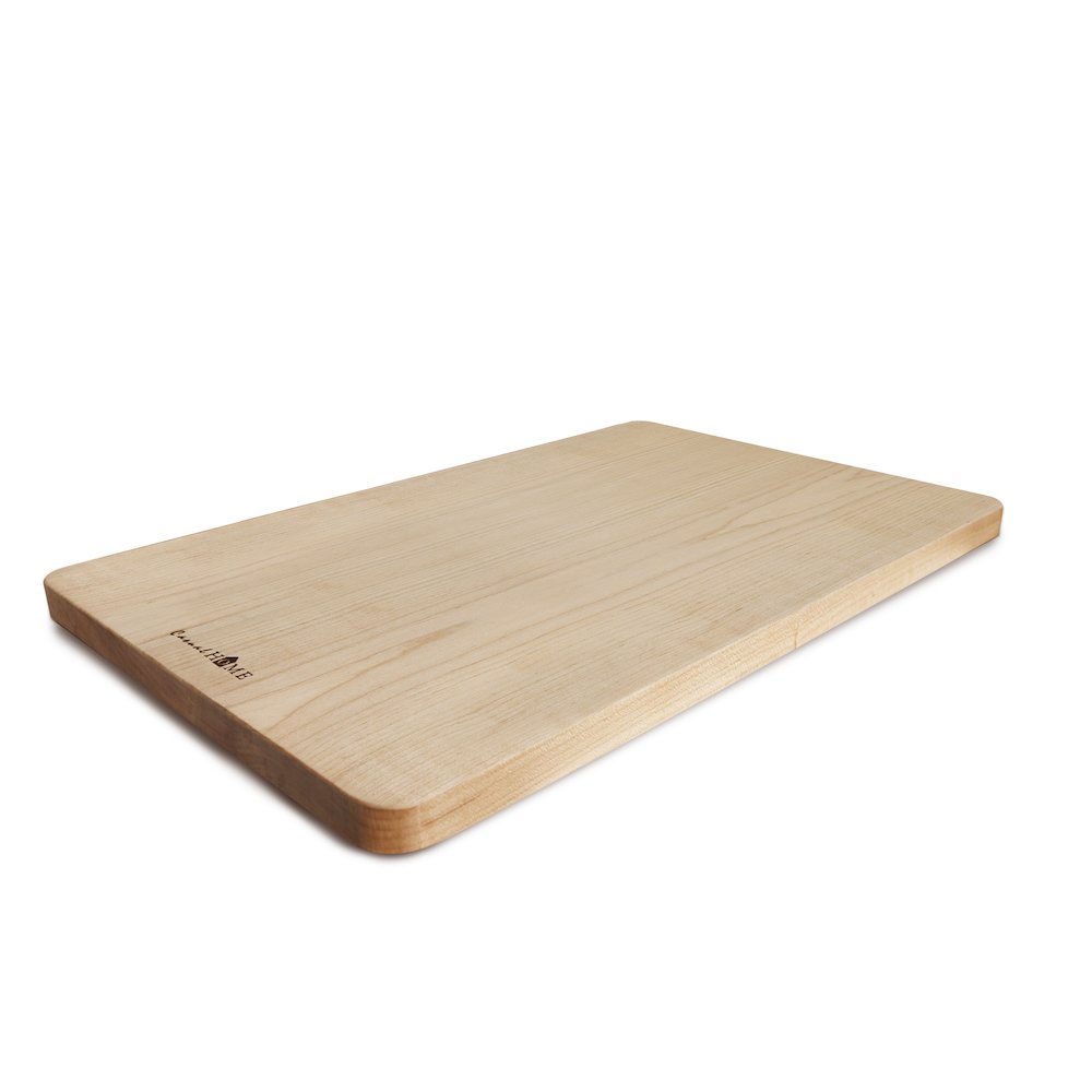 Delice Maple Rectangle Cutting Board with Juice Drip Groove. Picture 2