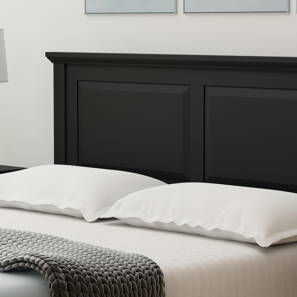 Cottage Style Wood Platform Bed in Queen - Black. Picture 7