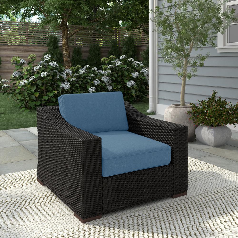 Portland Rattan Arm Chair w/ Blue Cushions. Picture 2