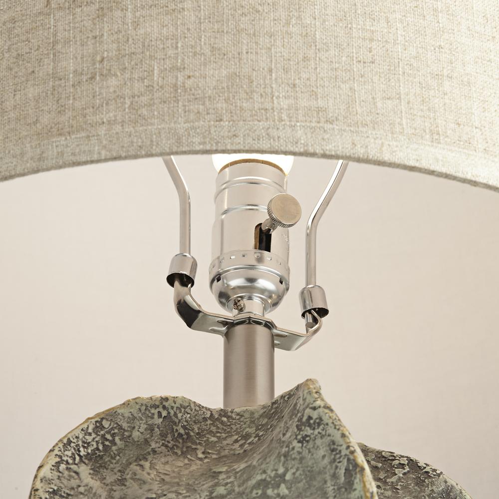 Table lamp Resin textured faux stone look. Picture 5