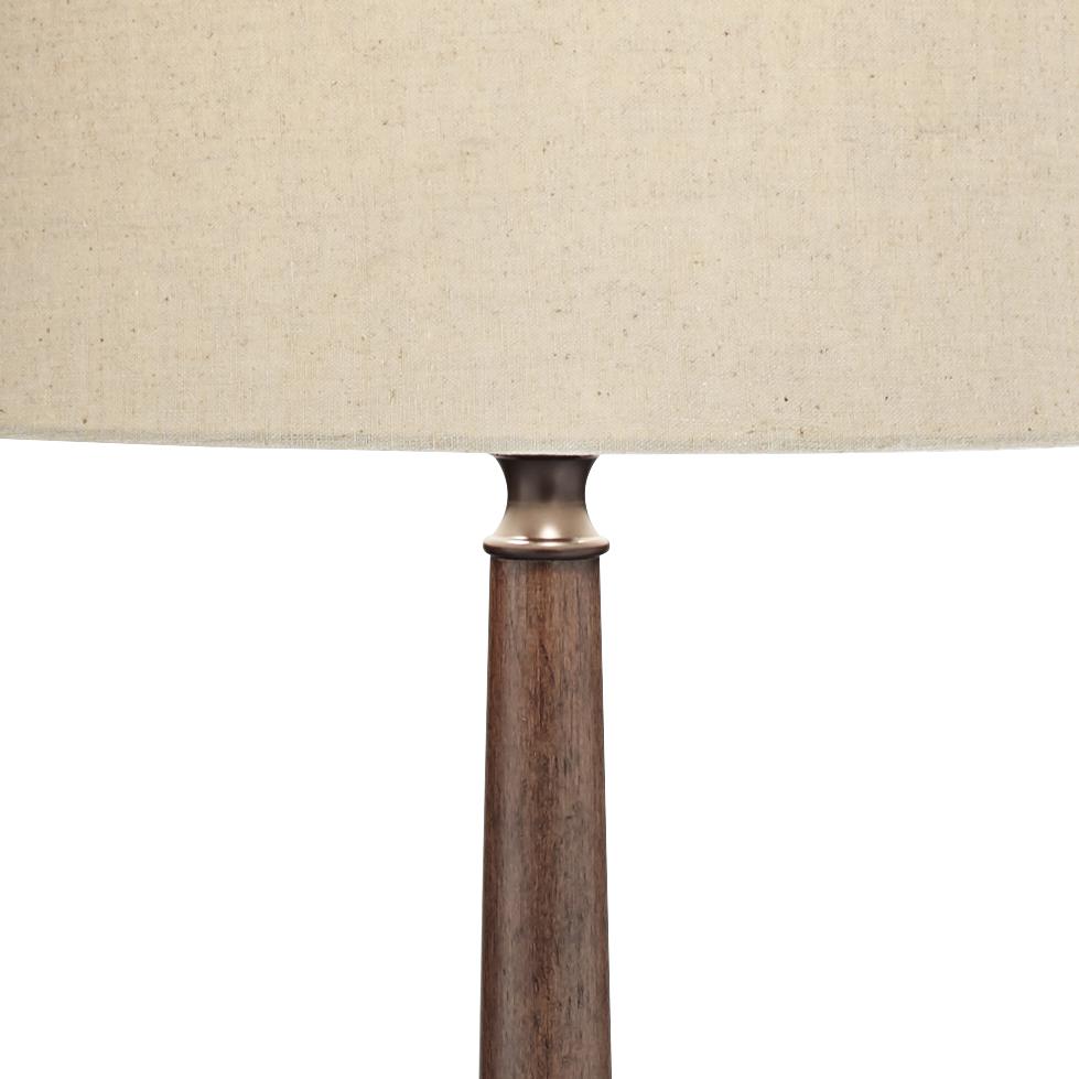 Floor lamp Farmhouse wood and metal lamp. Picture 5