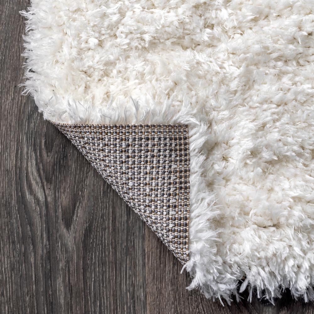 Aydin Solid Plush Shag Area Rug. Picture 6