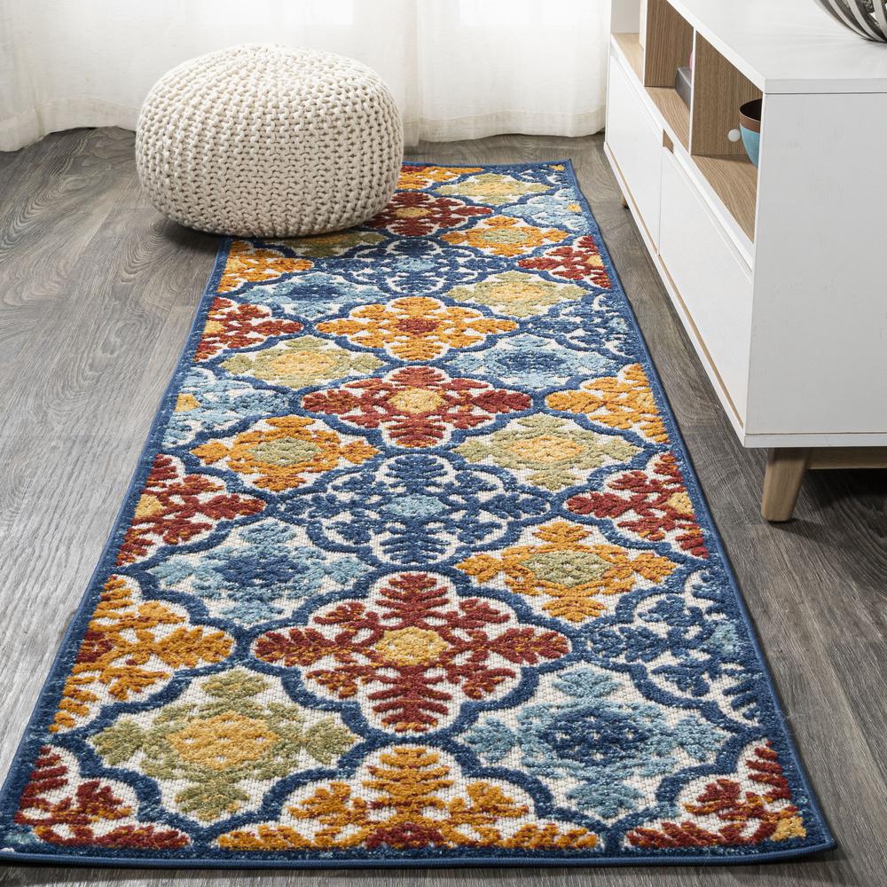 Cassis Ornate Ogee Trellis High-Low Indoor/Outdoor Area Rug. Picture 13
