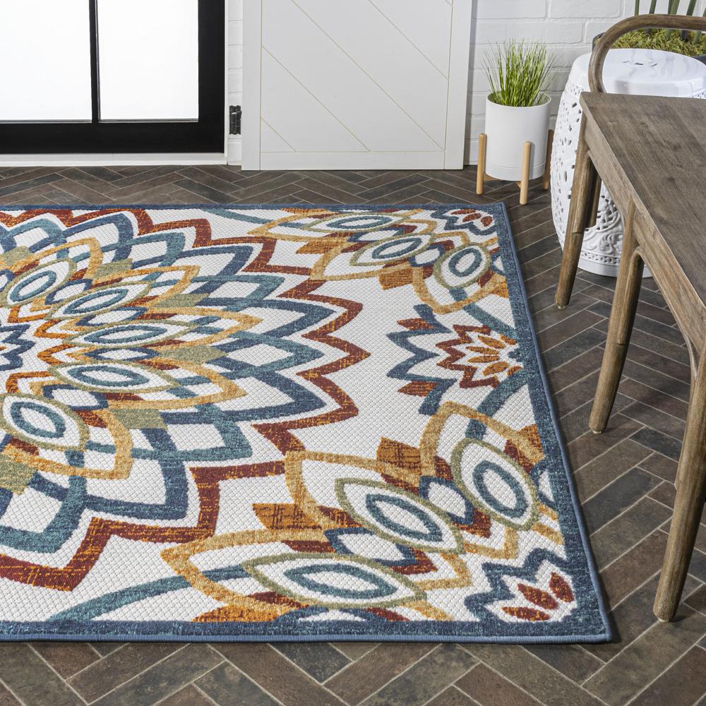 Flora Abstract Bold Mandala High-Low Indoor/Outdoor Area Rug. Picture 8