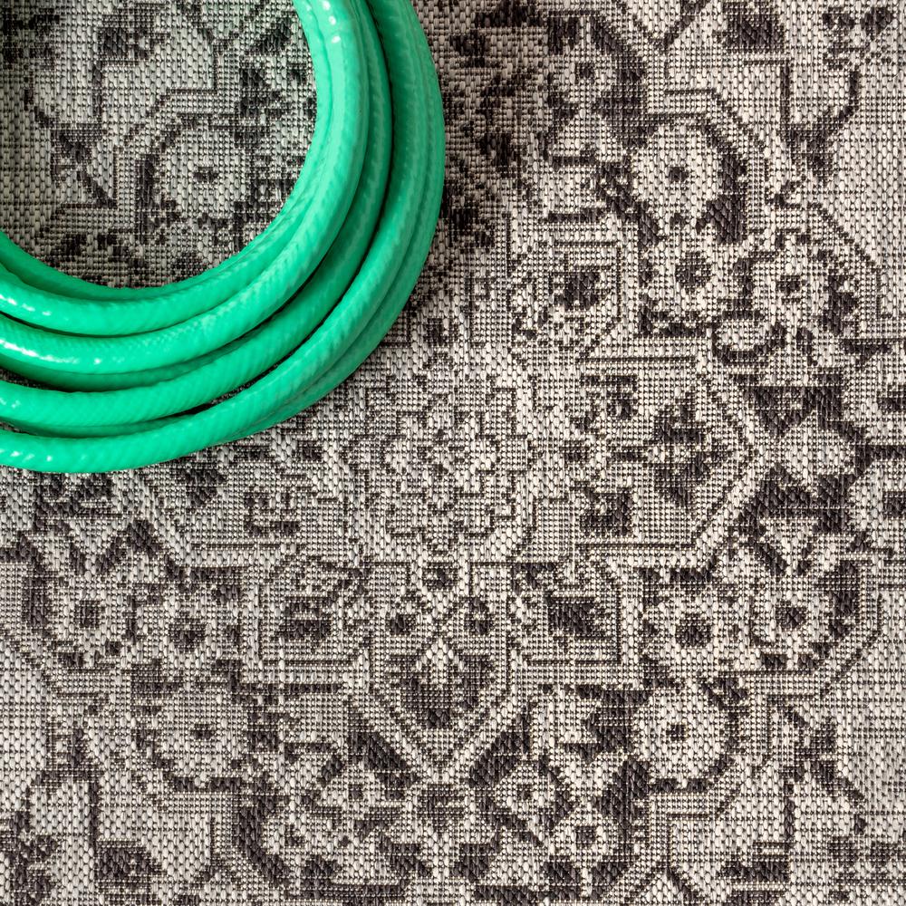 Rozetta Boho Medallion Textured Weave Indoor/Outdoor Area Rug. Picture 5
