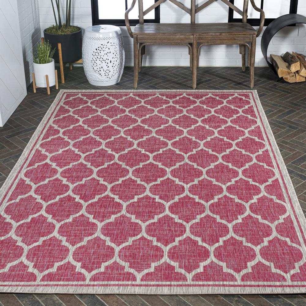 Trebol Moroccan Trellis Textured Weave Indoor/Outdoor Area Rug. Picture 9