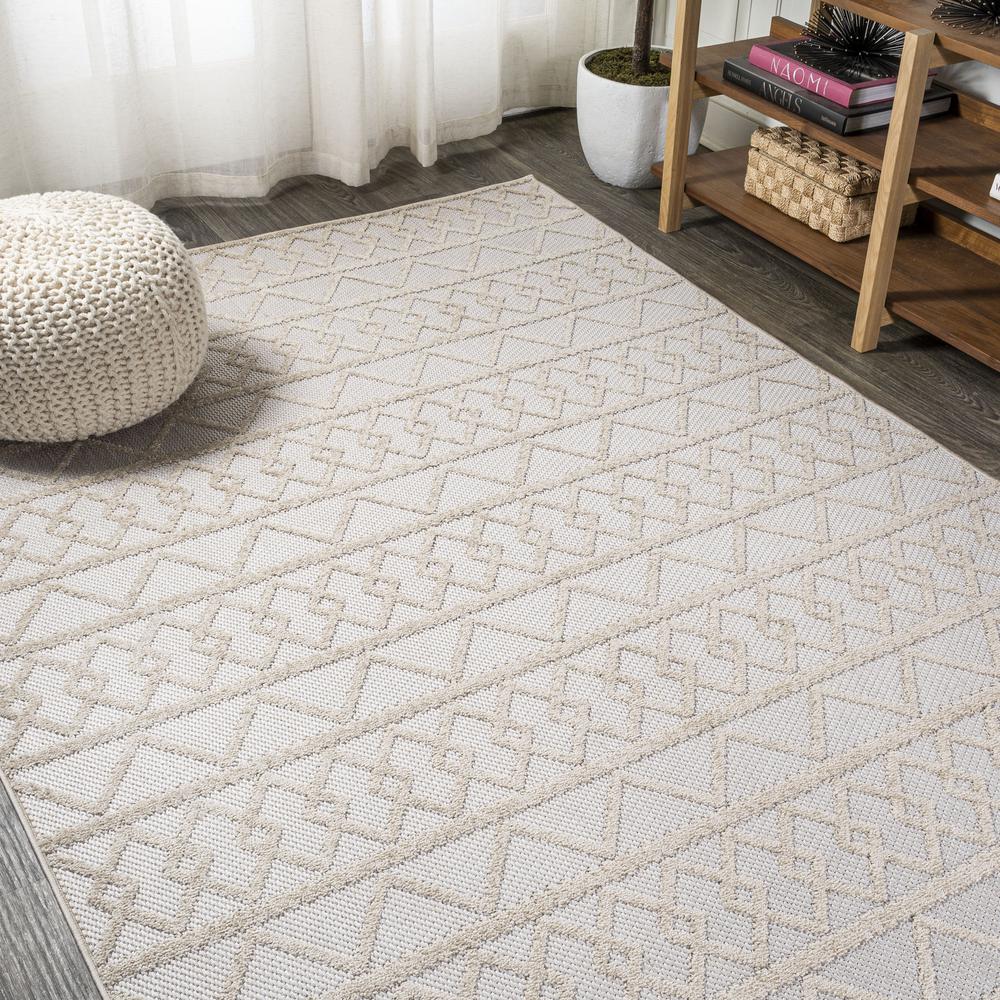 Aylan High-Low Pile Knotted Trellis Geometric Indoor/Outdoor Area Rug. Picture 5