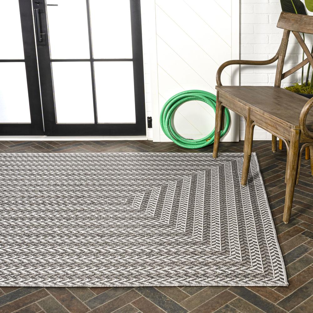 Chevron Modern Concentric Squares Indoor/Outdoor Area Rug. Picture 8