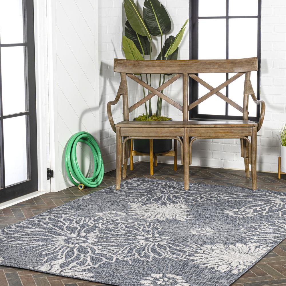 Bahamas Modern All Over Floral Indoor/Outdoor Area Rug. Picture 10