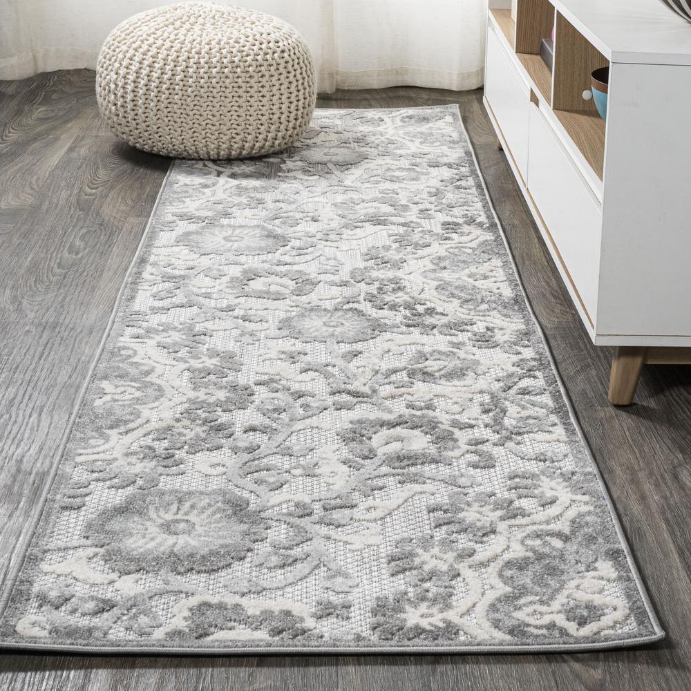 Lucena Modern Medallion High-Low Indoor/Outdoor Area Rug. Picture 13