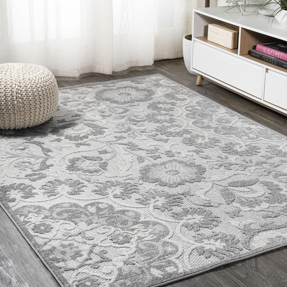 Lucena Modern Medallion High-Low Indoor/Outdoor Area Rug. Picture 3