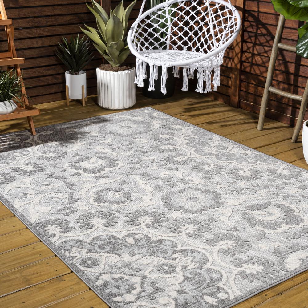 Lucena Modern Medallion High-Low Indoor/Outdoor Area Rug. Picture 7
