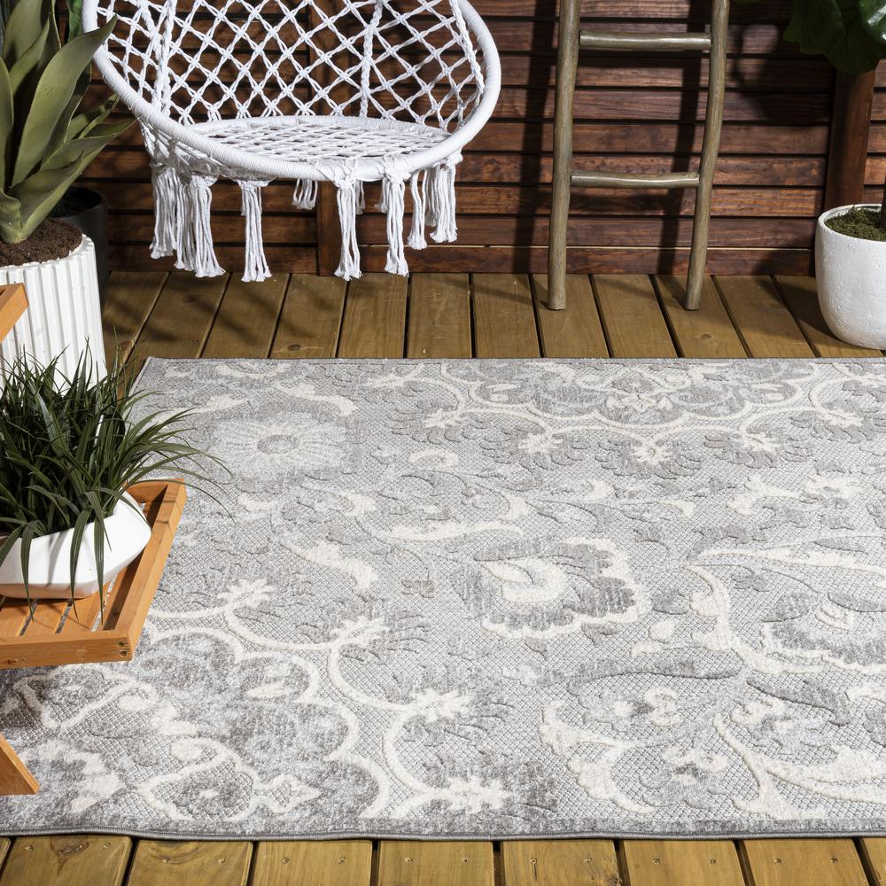 Lucena Modern Medallion High-Low Indoor/Outdoor Area Rug. Picture 8