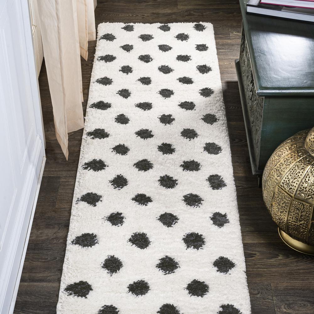 Pere Modern Charcoal Dot Shag Area Rug. Picture 11