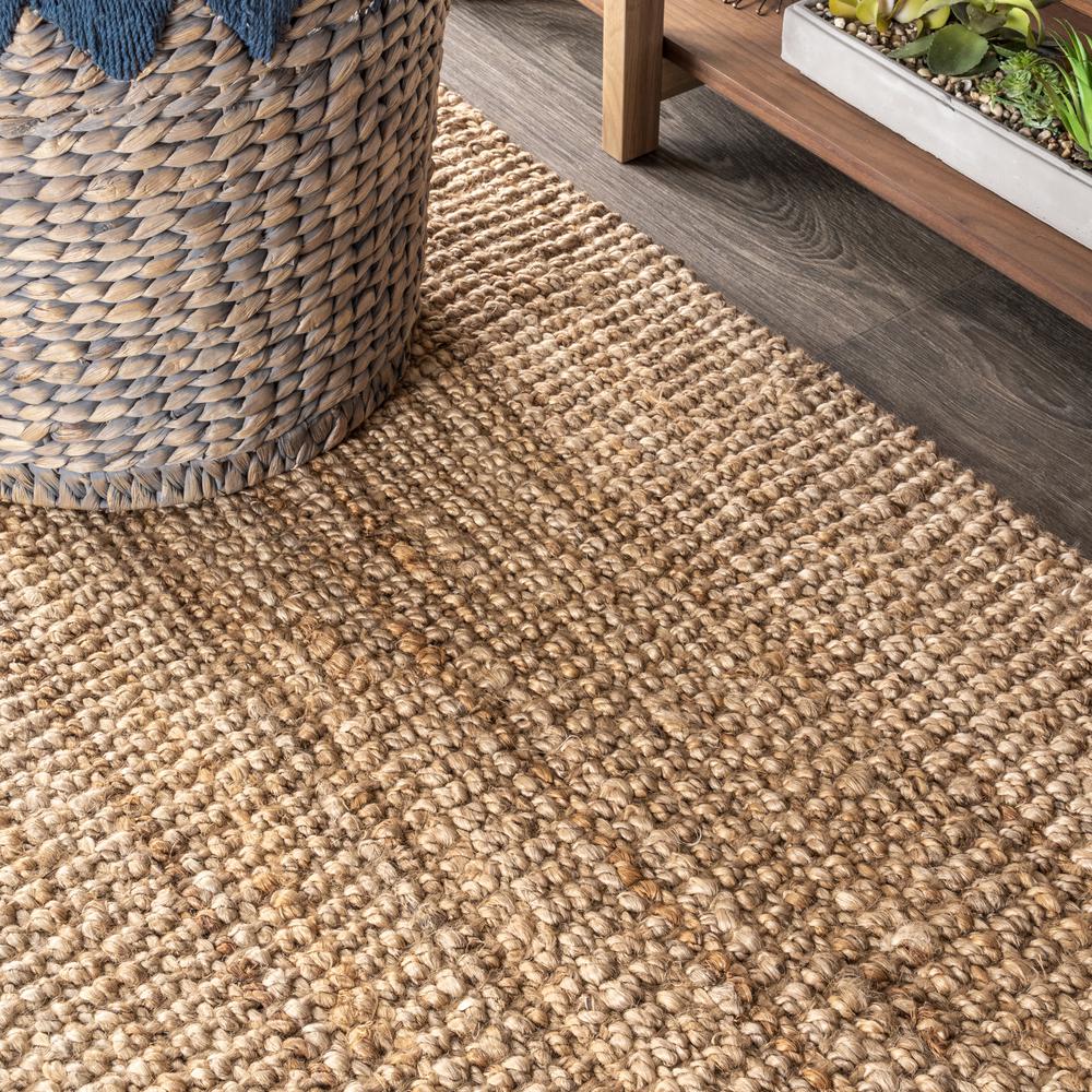 Pata Hand Woven Chunky Jute Area Rug. Picture 7