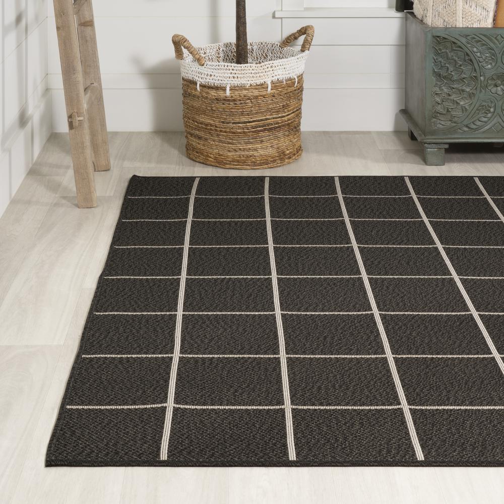 Grid Modern Squares Indoor/Outdoor Area Rug. Picture 4