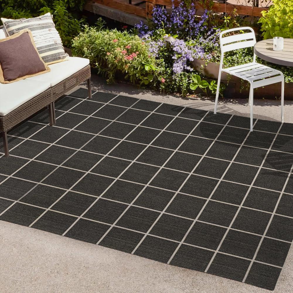 Grid Modern Squares Indoor/Outdoor Area Rug. Picture 7