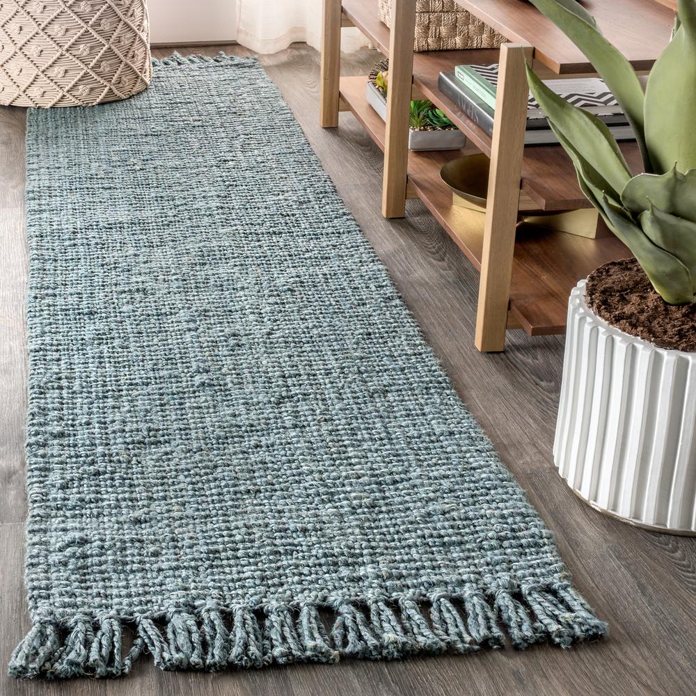 Pata Hand Woven Chunky Jute Area Rug. Picture 2