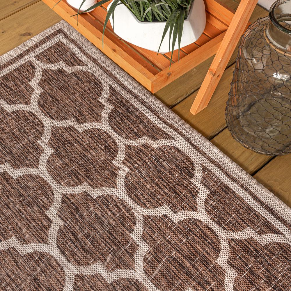 Trebol Moroccan Trellis Textured Weave Indoor/Outdoor Area Rug. Picture 9
