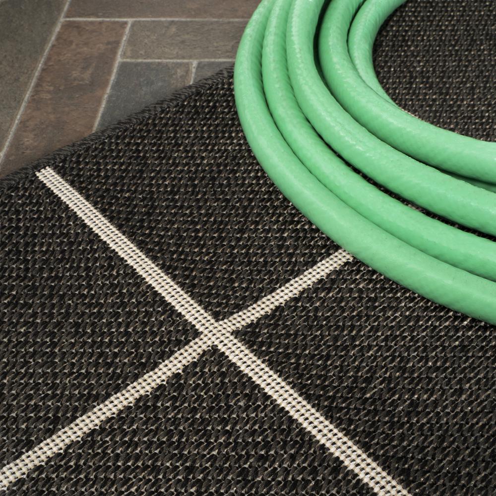 Grid Modern Squares Indoor/Outdoor Area Rug. Picture 12