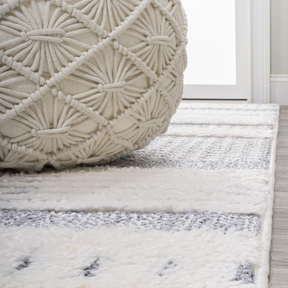Kerstin Geometric High-Low Area Rug. Picture 9