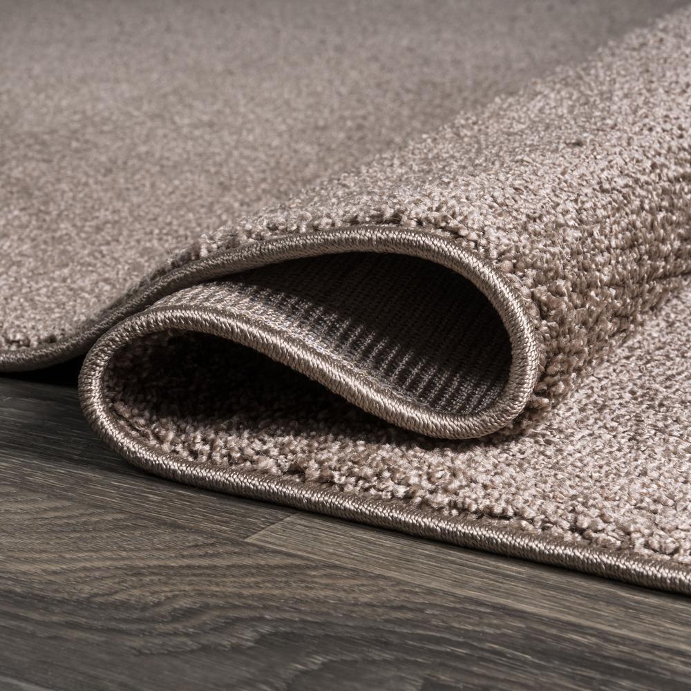 Haze Solid Low Pile Area Rug Brown. Picture 9