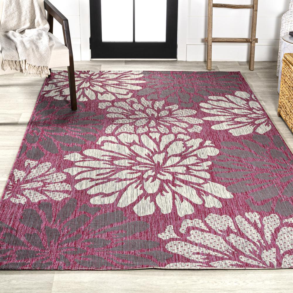 Zinnia Modern Floral Textured Weave Indoor/Outdoor Area Rug. Picture 18